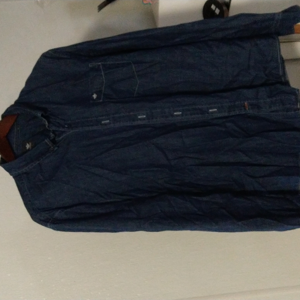 Men's light weight shirt